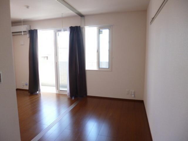 ヴィーブル草薙の物件内観写真