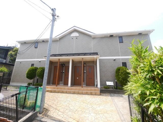 アン・ミュ-ルの物件外観写真