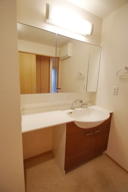 第5コスモスヴィラの物件内観写真