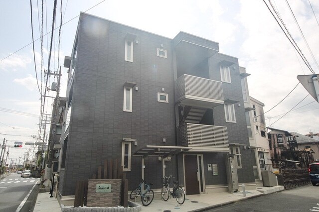 ロワイヤルMの物件外観写真