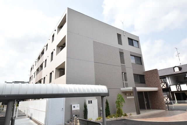 カーサ・Wの物件外観写真