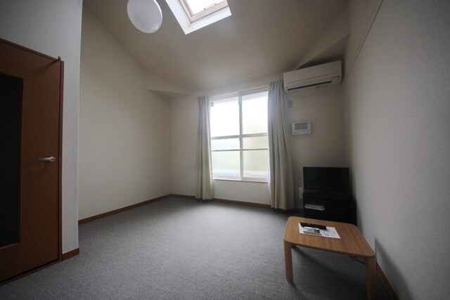 レオパレス鶴間アイリスIの物件内観写真