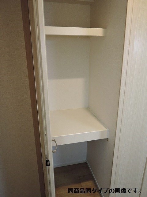 ラフレシール 別所の物件内観写真