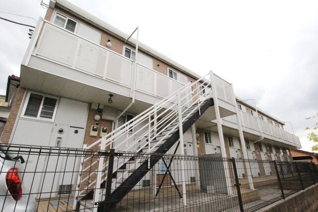 レオパレス寺台ロフトの物件外観写真