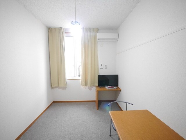 レオパレス寺台ロフトの物件内観写真