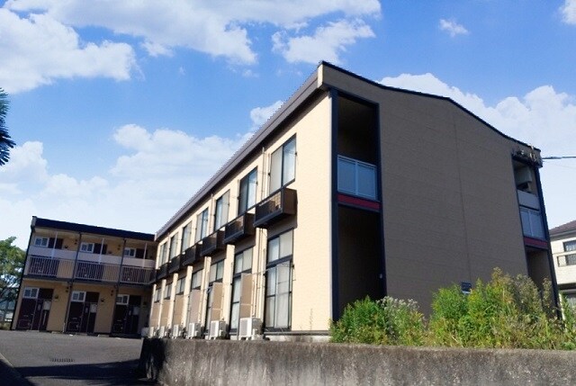 レオパレスグリーンハイムIIの物件外観写真