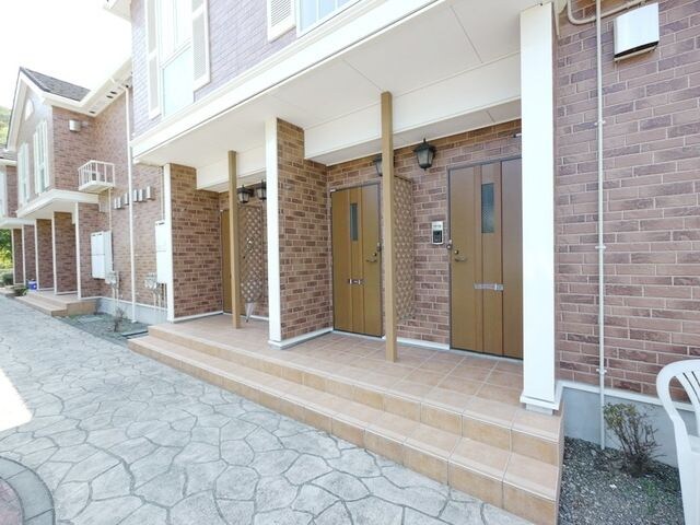 ガーデンスクエア片倉の物件内観写真