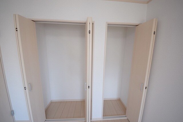 アザレ岡上 の物件内観写真