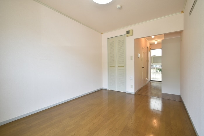 アイアンフラッツの物件内観写真