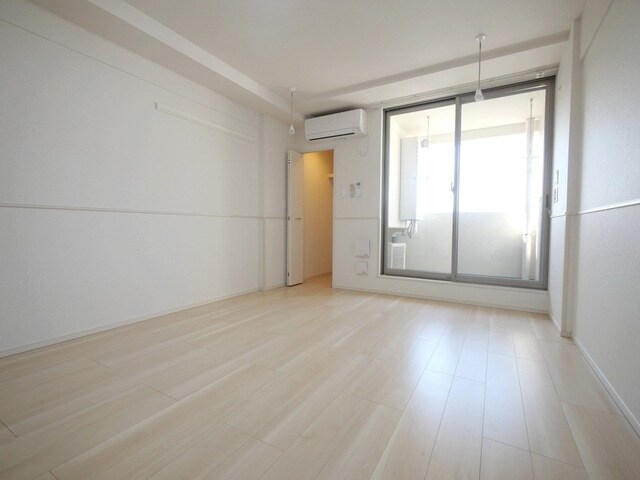 グランシャテーネの物件内観写真