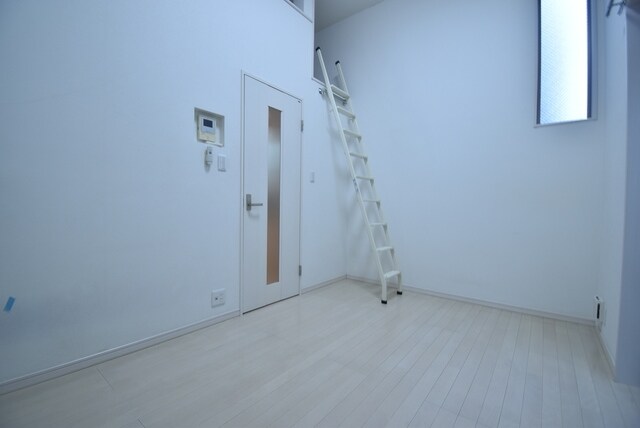 フローラ共和の物件内観写真