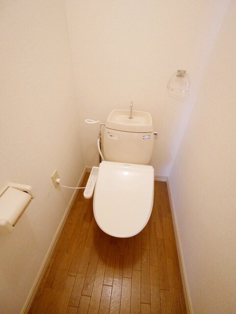 ホワイトペルテCの物件内観写真