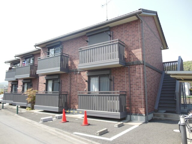 アレーナスMの物件外観写真