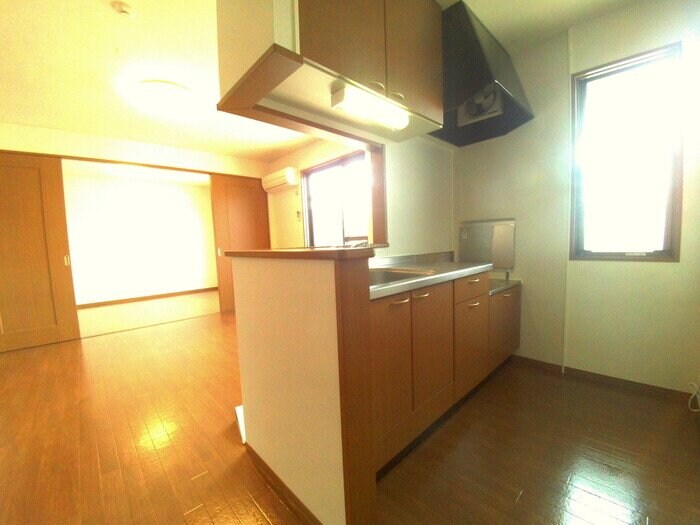 カーサベルデ Bの物件内観写真