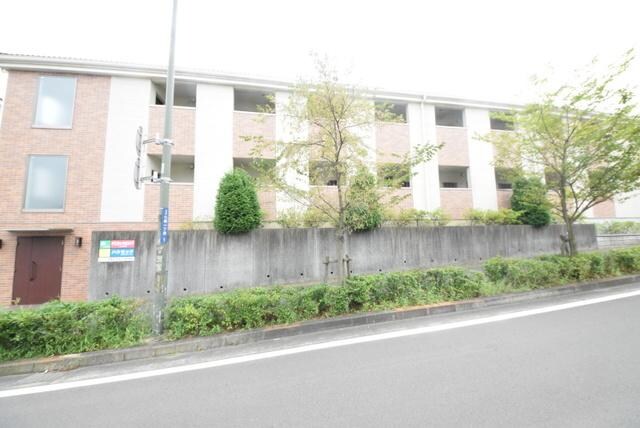 フレイル の物件外観写真