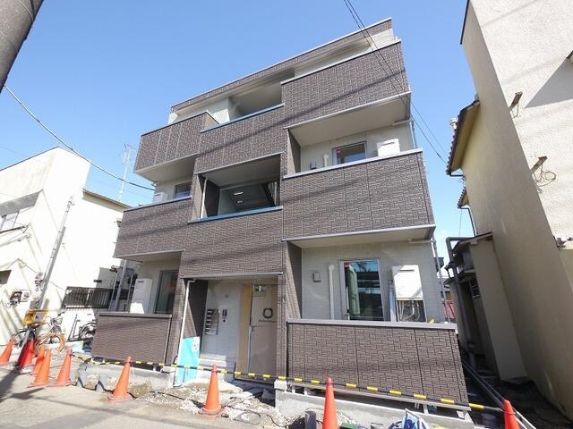 ルピナスシャトーの物件外観写真