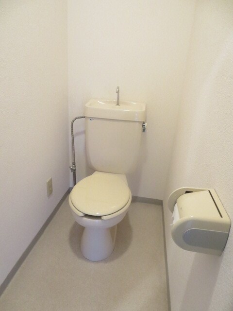 サンセヴィラージュの物件内観写真