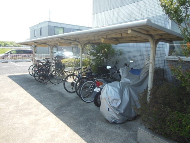 サンセヴィラージュの物件内観写真