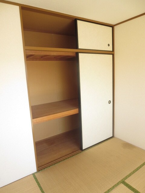 サンセヴィラージュの物件内観写真