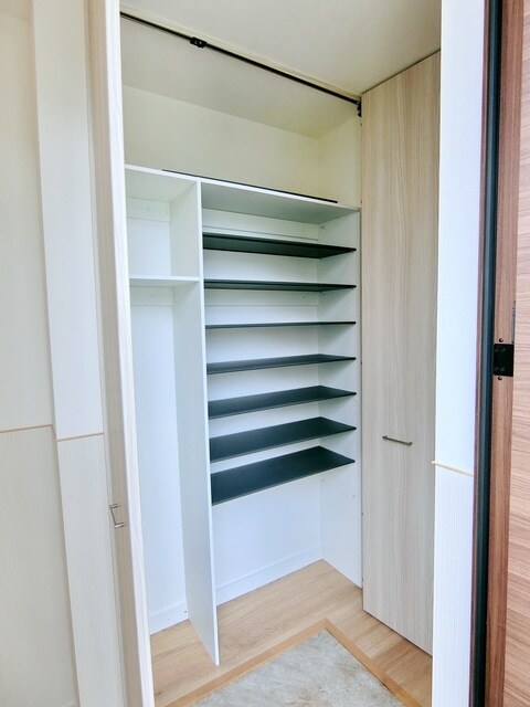 ウエストコート日野の物件内観写真