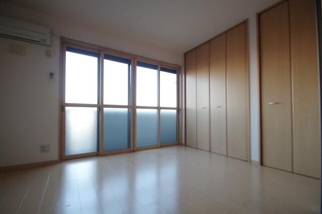 グランディールナギサワの物件内観写真