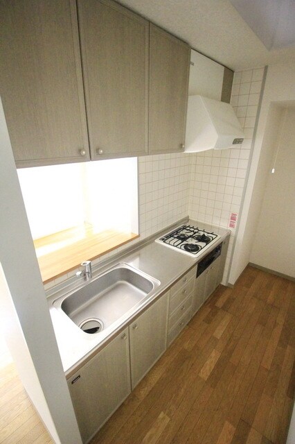 鶴牧ガーデンズの物件内観写真