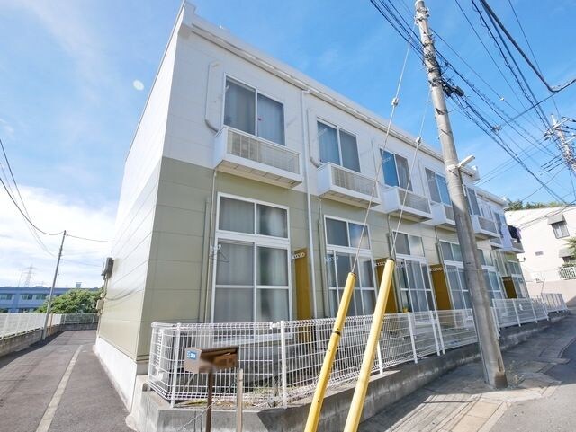 レオパレスオアシスの物件外観写真