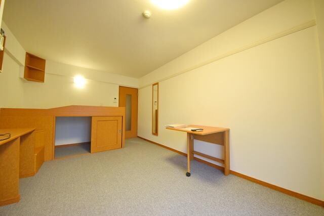 レオパレスパルコートCの物件内観写真