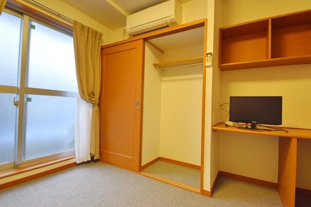 レオパレスパルコートCの物件内観写真