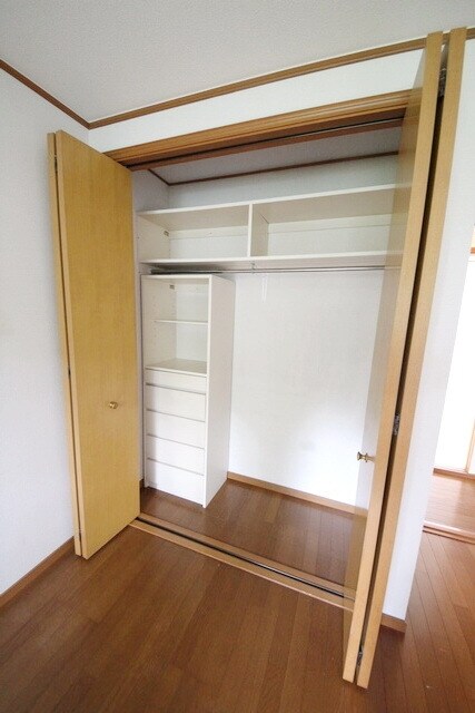 プラザマノワールD棟の物件内観写真