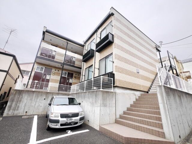 レオパレスNAGASAWAの物件外観写真