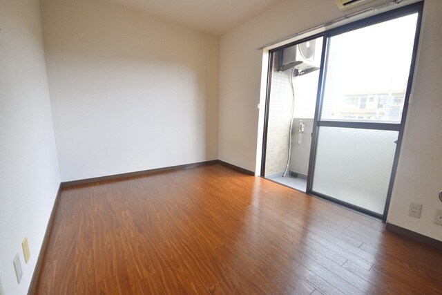 リーセントパレス神木本町の物件内観写真