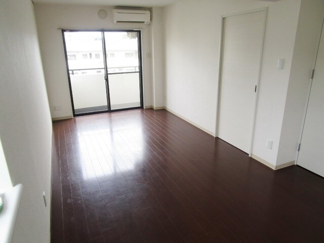 アプリーテ梶ヶ谷の物件内観写真