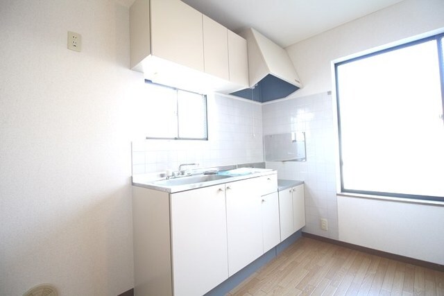 エステートピア長沢の物件内観写真