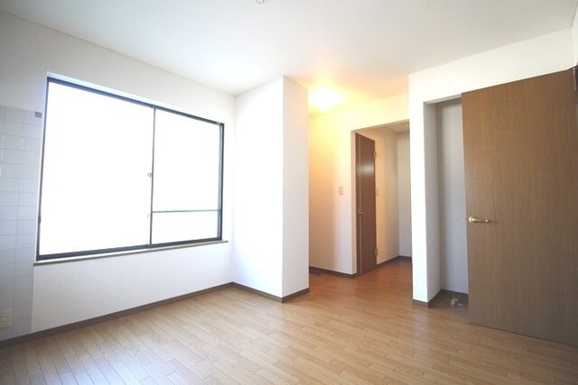 エステートピア長沢の物件内観写真