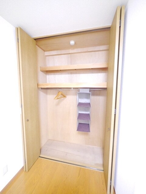 オクトス市ヶ尾5号棟の物件内観写真