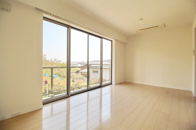 Centre Courtの物件内観写真