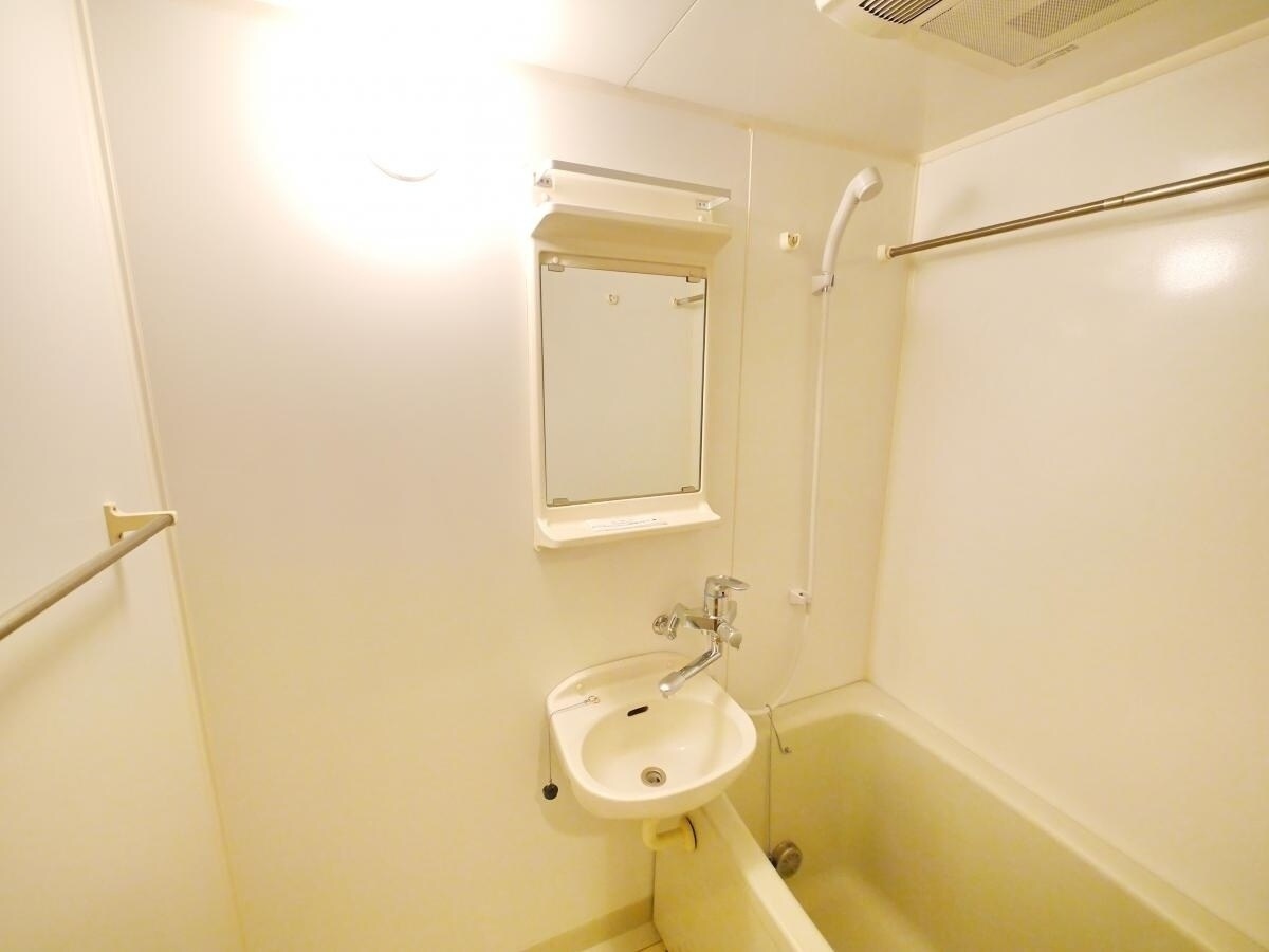 プルミエール梶ヶ谷の物件内観写真