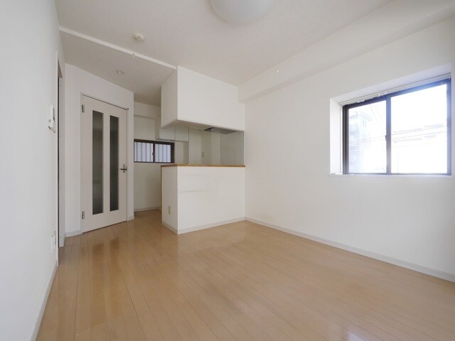 ホワイトレジデンス鷺沼の物件内観写真