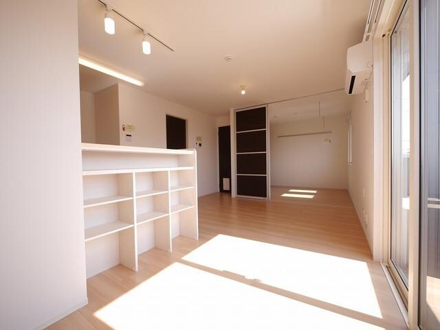 Y’sガーデンの物件内観写真