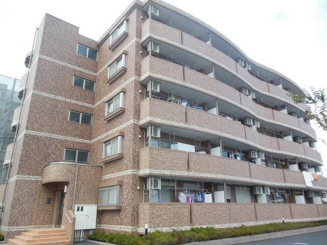 プリマベガの物件外観写真