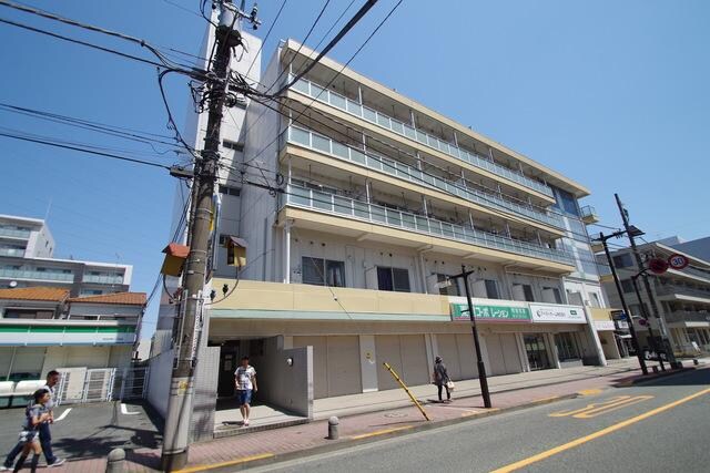 共栄町田ビルの物件外観写真