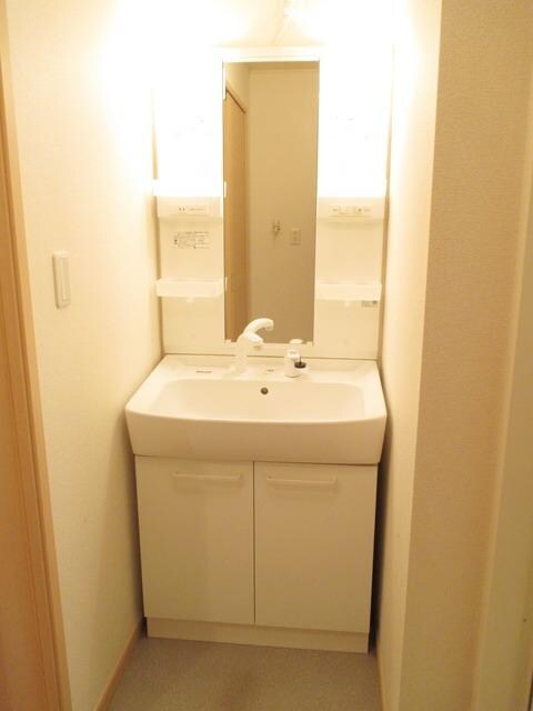 フランフィオーレBの物件内観写真