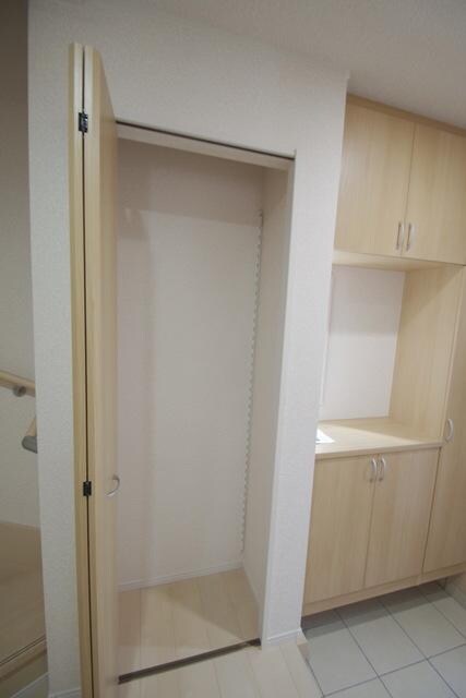 クレイドルガーデン厚木市山際第26の物件内観写真