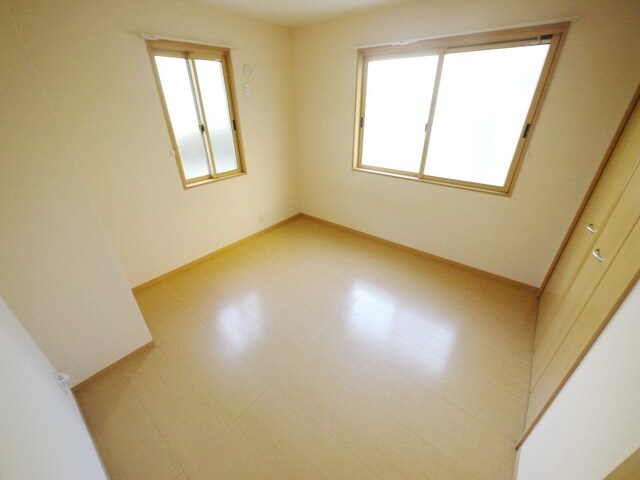 メイプルハイツの物件内観写真