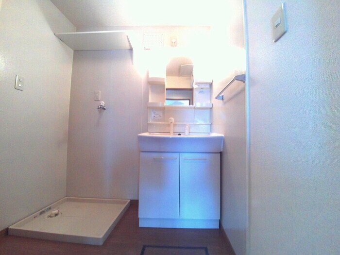 カーサベルデ Bの物件内観写真