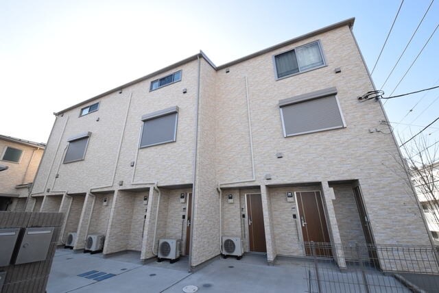 メルヴェーユ町田の物件外観写真