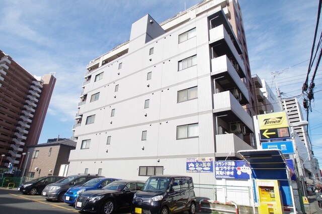 ジュネスさかえの物件外観写真