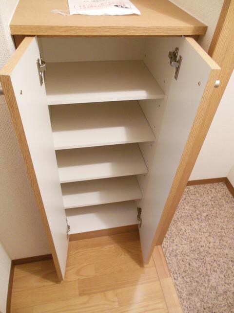 グランシェーヌの物件内観写真