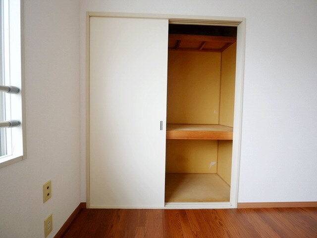 ホワイトペルテCの物件内観写真